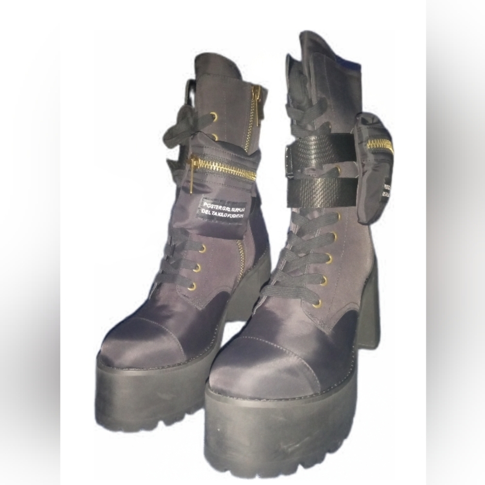 POSTER GIRL:SURPLUS DELTA Black Platform Lace-Up Ankle Boots with Side Pouch